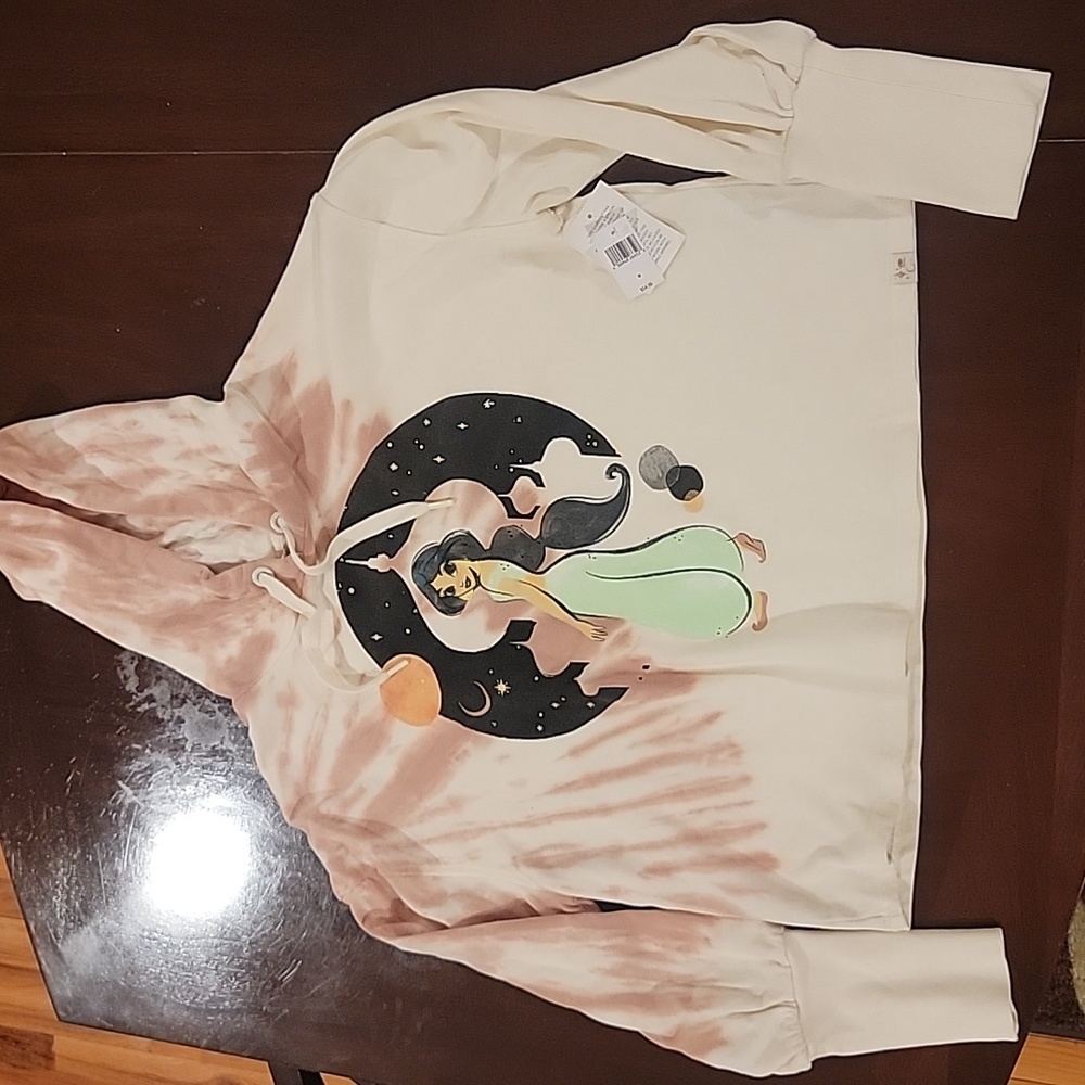 Disney Princess Jasmine Women’s size M Hoodie Sweatshirt NWT